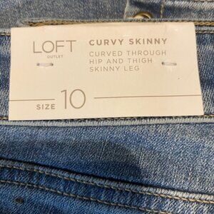 Loft curvy skinny size 10 jeans with tie accent at bottom, nwt